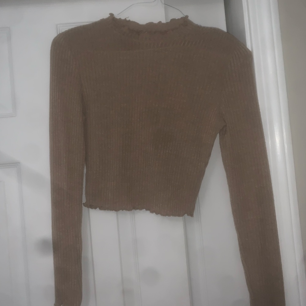 Cropped long sleeve
